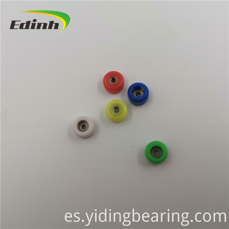 Mini Finger Skateboard Wooden Finger Board Bearings